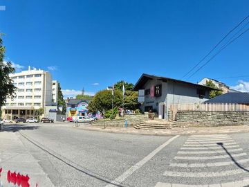Departamento 3 ambientes en venta en  calle 20 de Febrero y Juramento