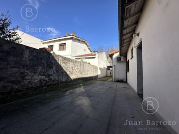 Casa de 3 dormitorios en venta en Temperley Este