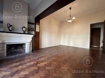 Casa de 3 dormitorios en venta en Temperley Este
