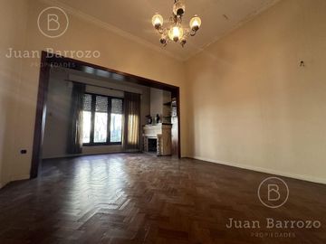 Casa de 3 dormitorios en venta en Temperley Este
