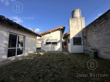 Casa de 3 dormitorios en venta en Temperley Este