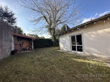 Casa de 3 dormitorios en venta en Temperley Este