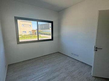 Casa en  venta, 5 ambientes, Haras Santa Maria, Escobar, GBA Norte