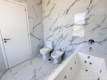Venta Casa - Vista al Golf - Pebble Beach Pilar Golf