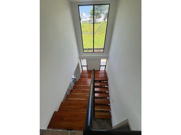 VENDO CASA CAMPESTRE EN EL EJE CAFETERO