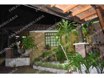 SE VENDE CASA ESPECIAL VEREDA MURILLO