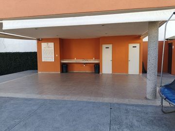 CASA EN VENTA EN JURIQUILLA