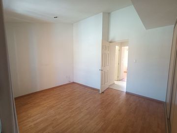 CASA EN VENTA EN JURIQUILLA