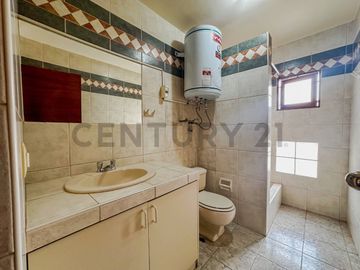 2 CASAS EN UNA - LINDA  VIENDA O PROYECTO INMOBILIARIO PARQUE FATIMA CHORRILLOS