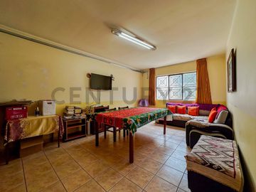 2 CASAS EN UNA - LINDA  VIENDA O PROYECTO INMOBILIARIO PARQUE FATIMA CHORRILLOS