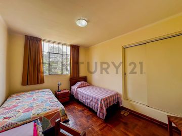2 CASAS EN UNA - LINDA  VIENDA O PROYECTO INMOBILIARIO PARQUE FATIMA CHORRILLOS