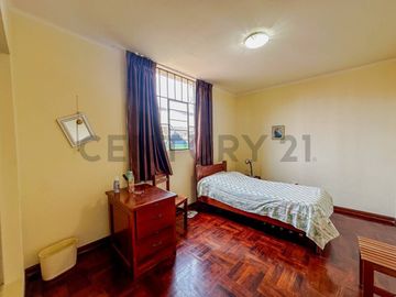 2 CASAS EN UNA - LINDA  VIENDA O PROYECTO INMOBILIARIO PARQUE FATIMA CHORRILLOS
