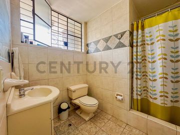 2 CASAS EN UNA - LINDA  VIENDA O PROYECTO INMOBILIARIO PARQUE FATIMA CHORRILLOS