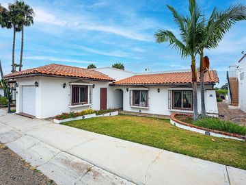 Communidad de campo de golf casa de un solo nivel de 4 dormitorios
