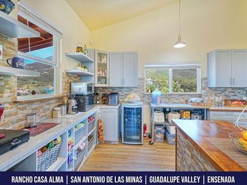 Casa en venta, Av. San Antonio de Las Minas, en Ensenada, México