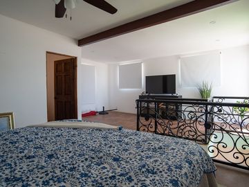 ¡Casa frente al mar con playa de arena por menos de $700 000!