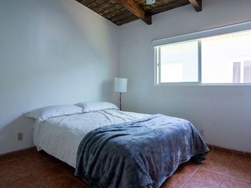 ¡Casa frente al mar con playa de arena por menos de $700 000!