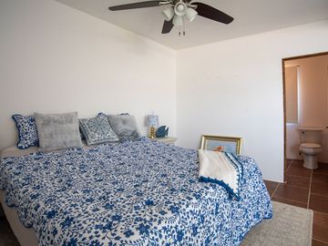 ¡Casa frente al mar con playa de arena por menos de $700 000!