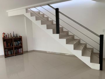 CASA EN VENTA EN LOMAS DE ANGELOPOLIS
