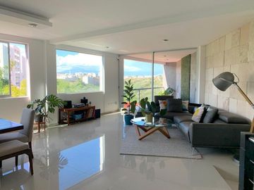 CASA EN VENTA EN LOMAS DE ANGELOPOLIS