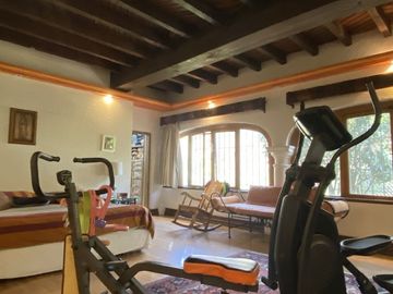 CASA EN VENTA, CLUB DE GOLF HACIENDA, JARDIN GRANDE, VIGILANCIA.