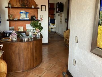 CASA EN VENTA, CLUB DE GOLF HACIENDA, JARDIN GRANDE, VIGILANCIA.