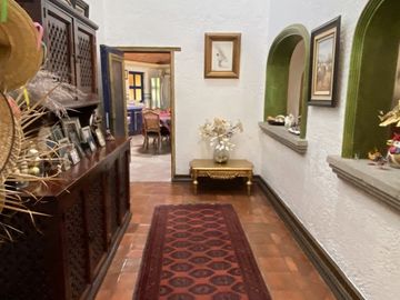 CASA EN VENTA, CLUB DE GOLF HACIENDA, JARDIN GRANDE, VIGILANCIA.
