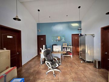 Hermosa Residencia Estilo Mexicano en Privada en Ahuatlán
