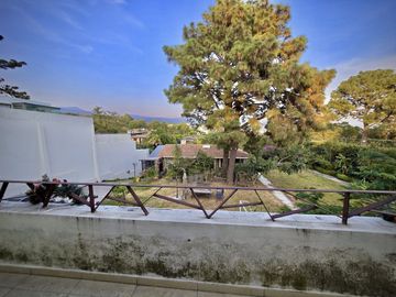 Hermosa Residencia Estilo Mexicano en Privada en Ahuatlán
