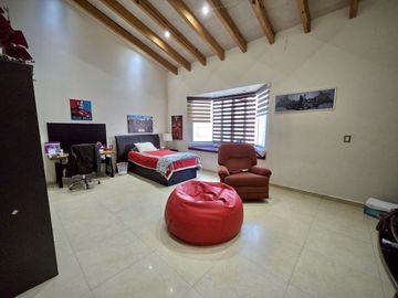 Hermosa Residencia Estilo Mexicano en Privada en Ahuatlán