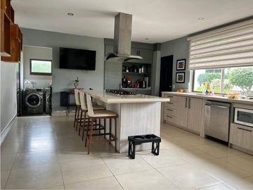 VENDO CASA EN LOS MOLINOS - BOQUETE
