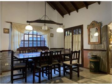 Casa La Merecida Langostinos E Av Shaw y VFertil