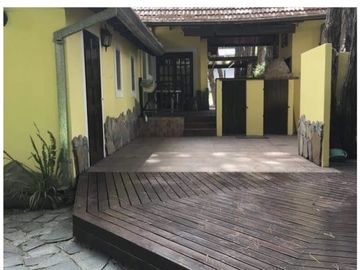 Casa La Merecida Langostinos E Av Shaw y VFertil