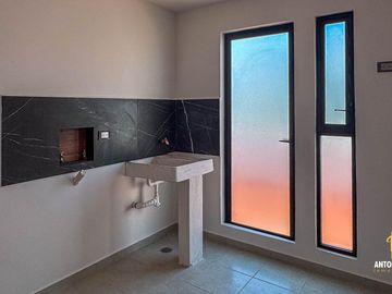 Casa en venta en lomas de Angelópolis II, parque Sofía