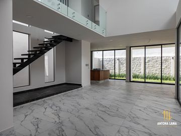 Casa en venta en lomas de Angelópolis II, parque Sofía
