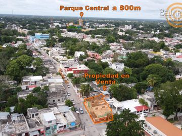Casa con Local Comercial en Santa Ana