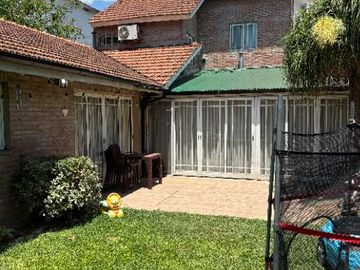 Chalet en venta en Hurlingham