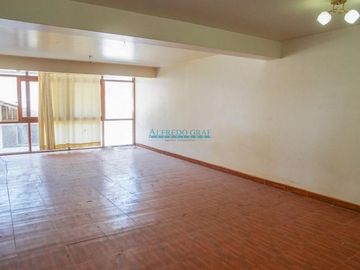 Casas Venta AV. Uno  - PACHACAMAC