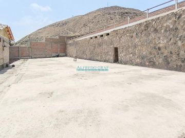 Casas Venta AV. Uno  - PACHACAMAC