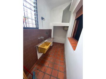 VENTA CASA 2 DORMITORIOS EN LA FLORIDA