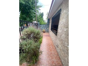 VENTA CASA 2 DORMITORIOS EN LA FLORIDA