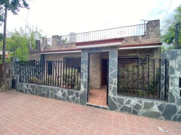 VENTA CASA 2 DORMITORIOS EN LA FLORIDA