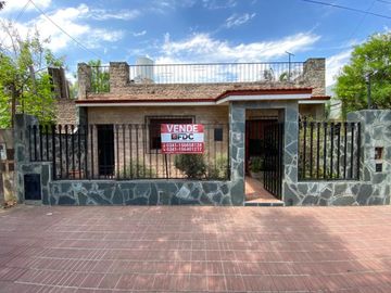 VENTA CASA 2 DORMITORIOS EN LA FLORIDA