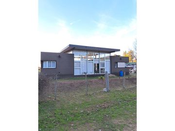 VENTA IMPORTANTE CASA DOS DORMITORIOS IBARLUCEA CON AMPLIO TERRENO