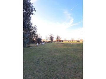 VENTA IMPORTANTE CASA DOS DORMITORIOS IBARLUCEA CON AMPLIO TERRENO