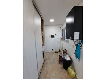 VENTA IMPORTANTE CASA DOS DORMITORIOS IBARLUCEA CON AMPLIO TERRENO