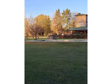 VENTA IMPORTANTE CASA DOS DORMITORIOS IBARLUCEA CON AMPLIO TERRENO