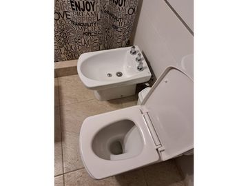 VENTA IMPORTANTE CASA DOS DORMITORIOS IBARLUCEA CON AMPLIO TERRENO
