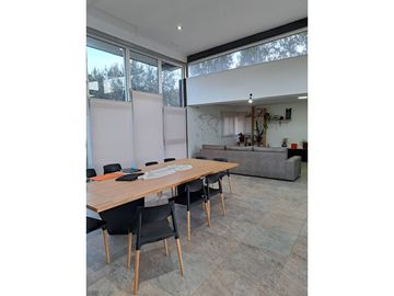 VENTA IMPORTANTE CASA DOS DORMITORIOS IBARLUCEA CON AMPLIO TERRENO