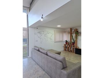 VENTA IMPORTANTE CASA DOS DORMITORIOS IBARLUCEA CON AMPLIO TERRENO